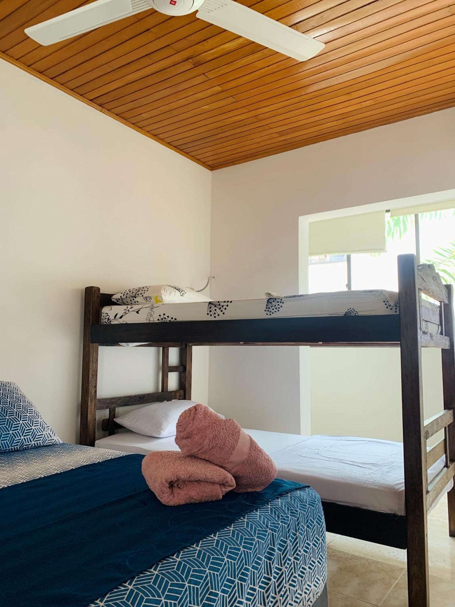 Hostel Cerca Al Centro Historico Cartagena Eksteriør billede