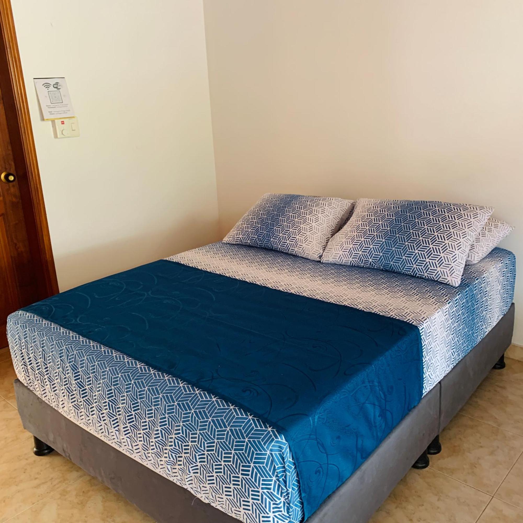 Hostel Cerca Al Centro Historico Cartagena Eksteriør billede
