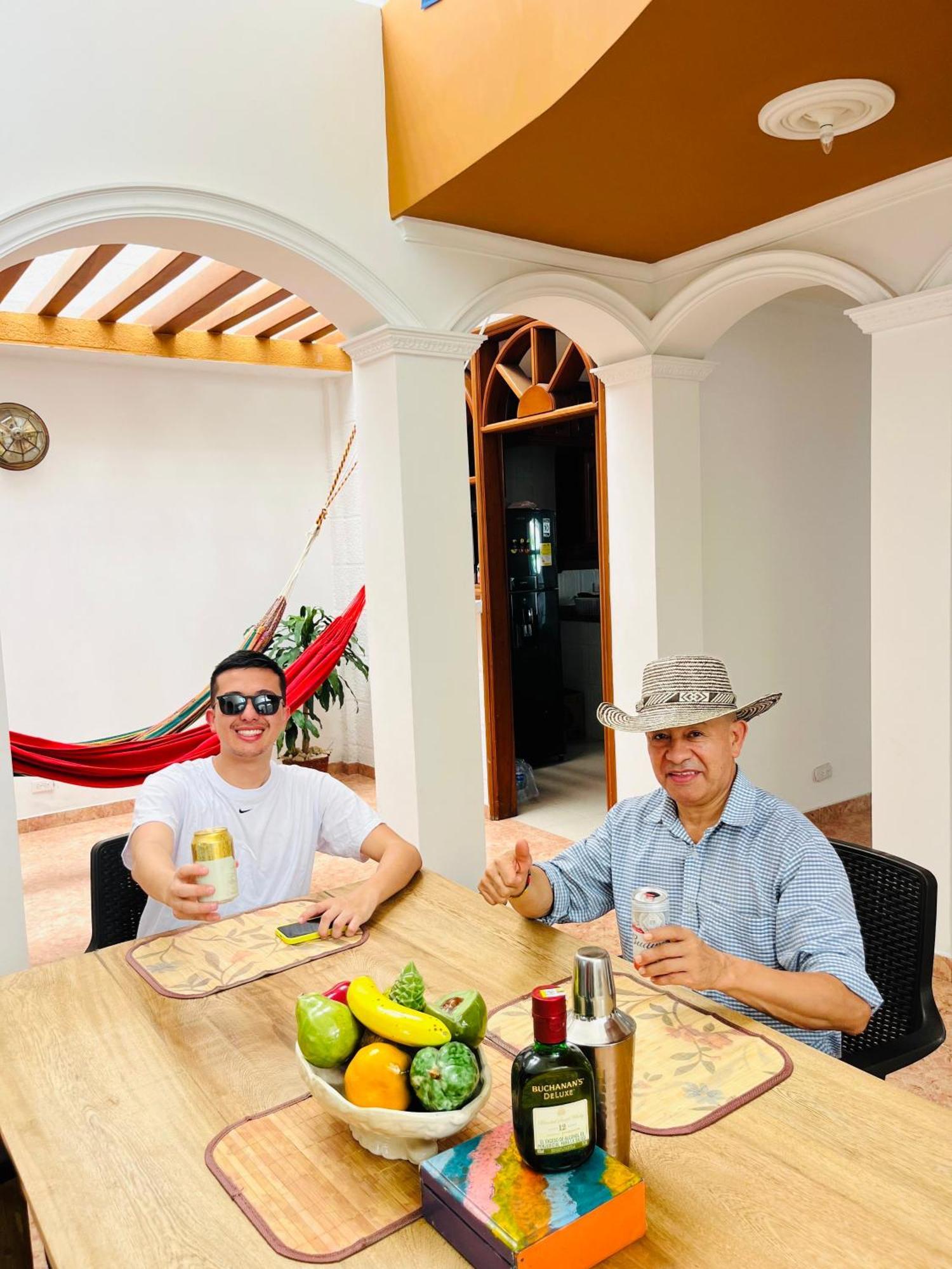 Hostel Cerca Al Centro Historico Cartagena Eksteriør billede
